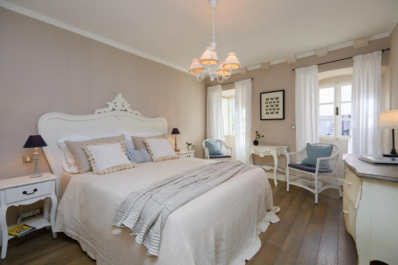 Villa Inside The Old Town With Private Terrace And Floor Heating Dubrovnik Bagian luar foto