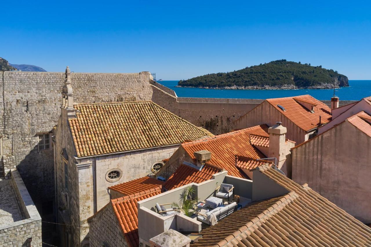 Villa Inside The Old Town With Private Terrace And Floor Heating Dubrovnik Bagian luar foto