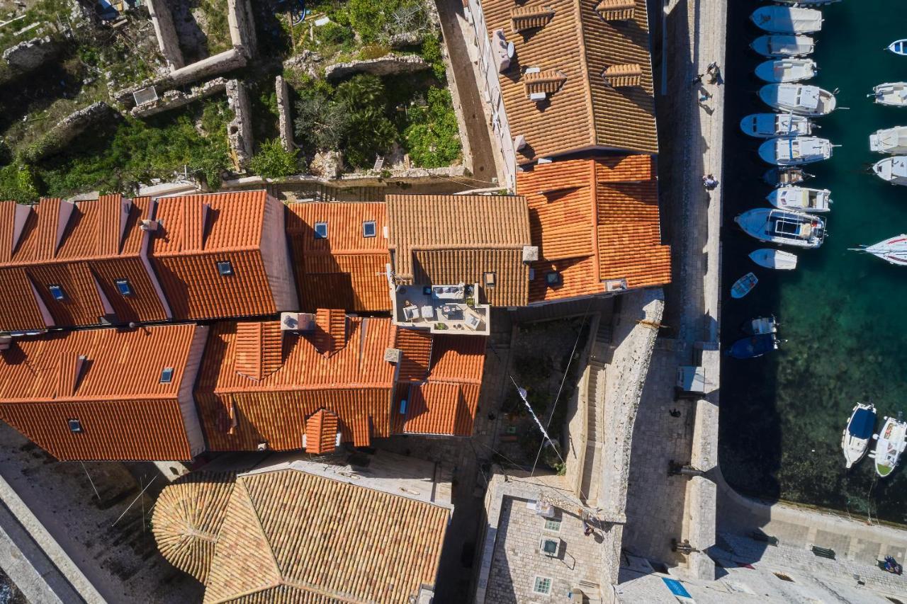 Villa Inside The Old Town With Private Terrace And Floor Heating Dubrovnik Bagian luar foto